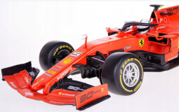 Bburago Ferrari SF90 1:18 